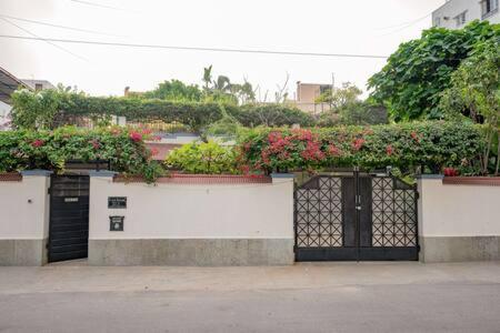 Eden Garden Villa By Jadecaps Nr Mg Road Garden Бенґалуру Екстер'єр фото