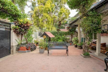 Eden Garden Villa By Jadecaps Nr Mg Road Garden Бенґалуру Екстер'єр фото